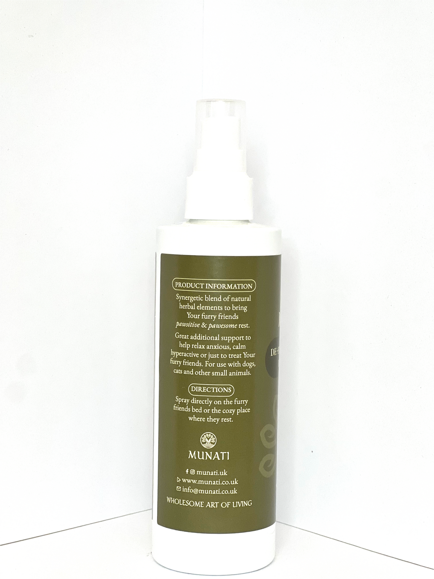 Natural Aromatherapy 'De-stress and Calming Herbal Spray' For Pets, Munati, 200ml